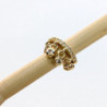 Earcuff cover gold circones blancos colgantes color Dorado y adorno Circones blancos colgantes perspectiva 3