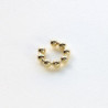 Earcuff cover esferas color Dorado perspectiva 2