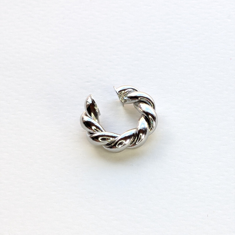 Earcuff cover trenza color Plateado perspectiva 1