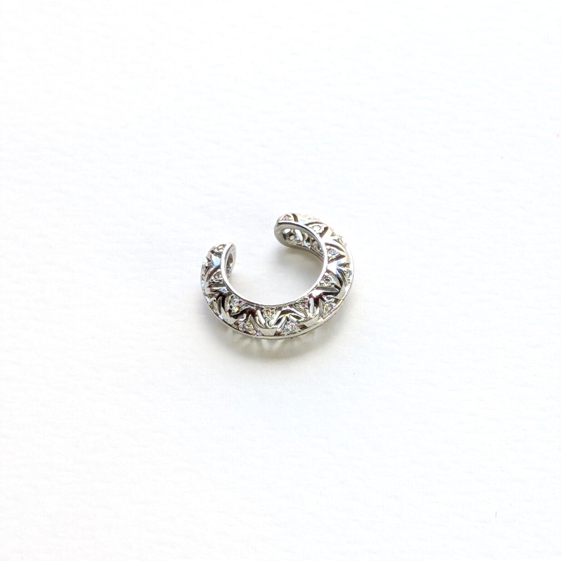 Earcuff cover gold vetas blancos perspectiva 1 Earcuff cover gold vetas blancos perspectiva 1