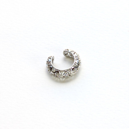 Earcuff cover gold vetas blancos perspectiva 1