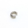 Earcuff cover gold vetas blancos perspectiva 2