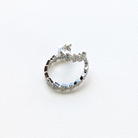 Earcuff cover gold 2 líneas perspectiva 1
