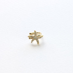 Earcuff cover gold estrella de mar circones blancos perspectiva 2