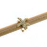 Earcuff cover gold estrella de mar circones blancos perspectiva 3