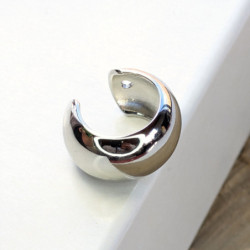 Earcuff cover gold en C 3D liso perspectiva 4