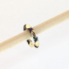 Earcuff dorado vetas con circones de colores perspectiva 3