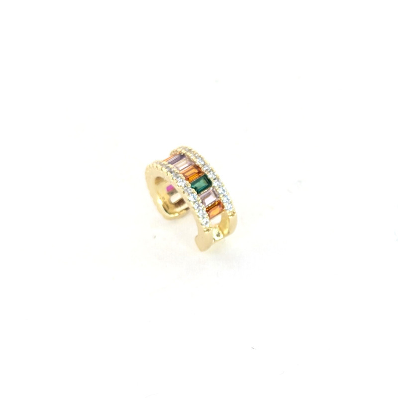 Earcuff dorado con argolla y cristales perspectiva 1 Earcuff dorado con argolla y cristales perspectiva 1