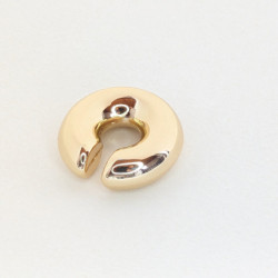 Earcuff Chunky dorado perspectiva 2