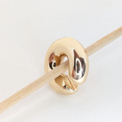 Earcuff Chunky dorado perspectiva 3