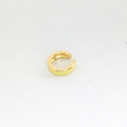 Earcuff vinilo amarillo perspectiva 1