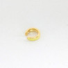 Earcuff vinilo amarillo perspectiva 2