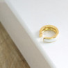 Earcuff sencillo blanco perspectiva 4