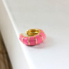 Earcuff biselado fucsia perspectiva 4