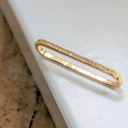 Earcuff sobreponer superior plano color Dorado perspectiva 4