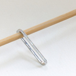 Earcuff sobreponer superior plano color Plateado perspectiva 3