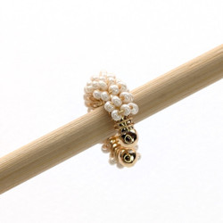 Earcuff tejido en mostacilla color Blanco perspectiva 3