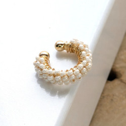 Earcuff tejido en mostacilla color Blanco perspectiva 4