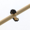 Earcuff tejido en mostacilla color Negro perspectiva 3