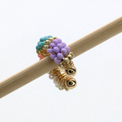 Earcuff tejido en mostacilla 4 colores perspectiva 3