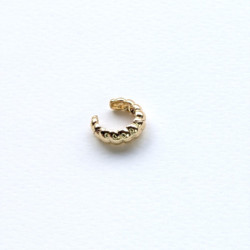 Earcuff cover gold oruga perspectiva 2